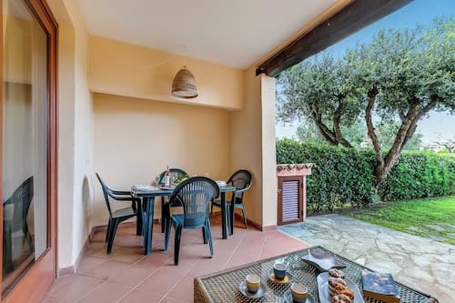 Il Borgo 10/5 700m From The Beach