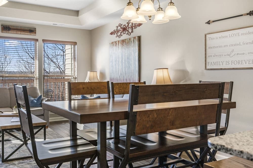 Oak Lane Escape - Branson - Resort Condo on Golf Course w/ Endless Amenities