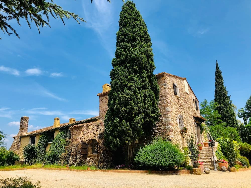 Masia Mimosa