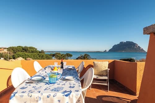 Il Vecchio Faro Dalia 6 50m From The Sea
