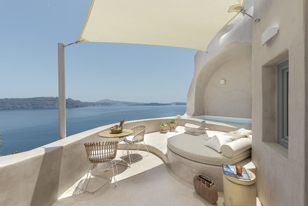 The Exotic Cave Suite