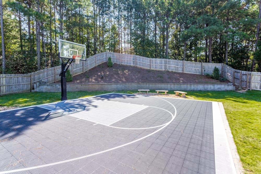 Basketball Court Cozy 3 BR in Decatur