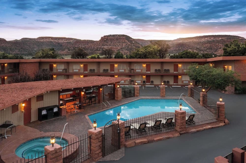 Best Western Red Hills