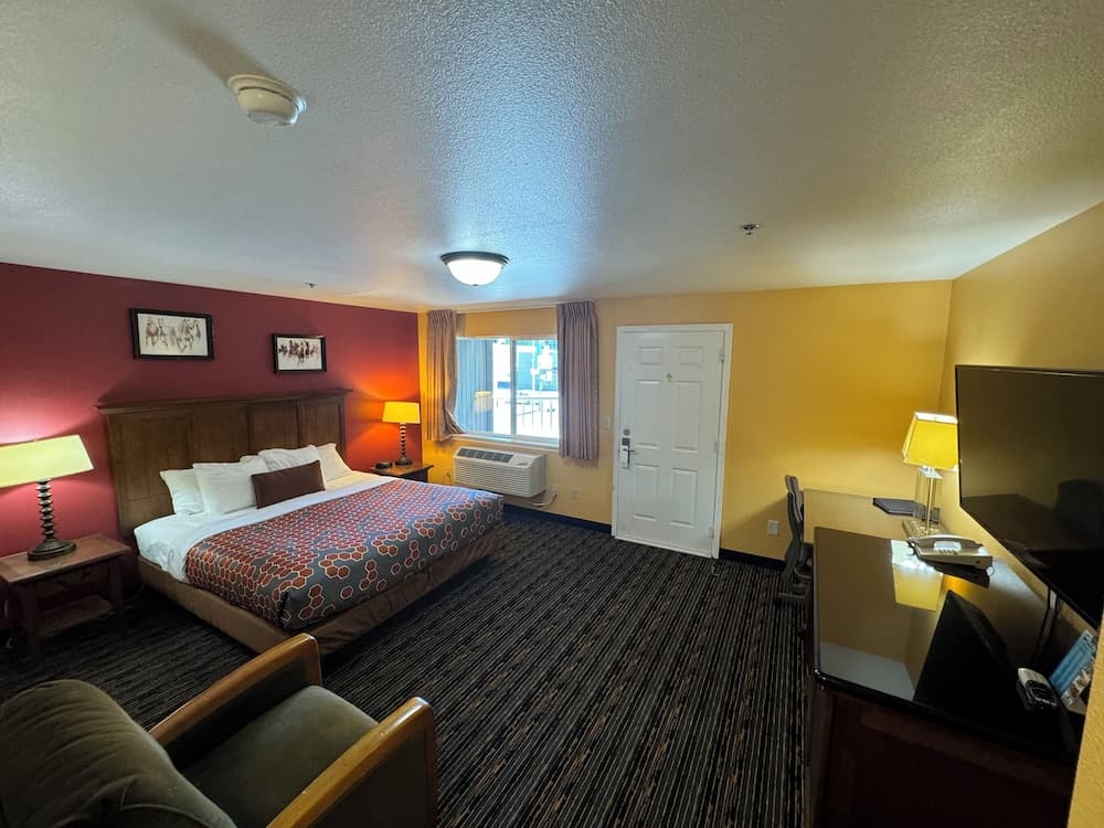 The Royal Victorian Motel