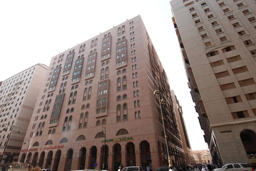 Al Saha Hotel by Sedra International