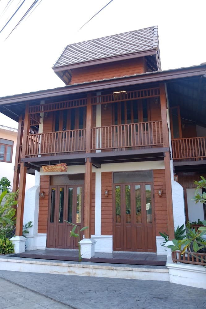 Baanlek Home Stay