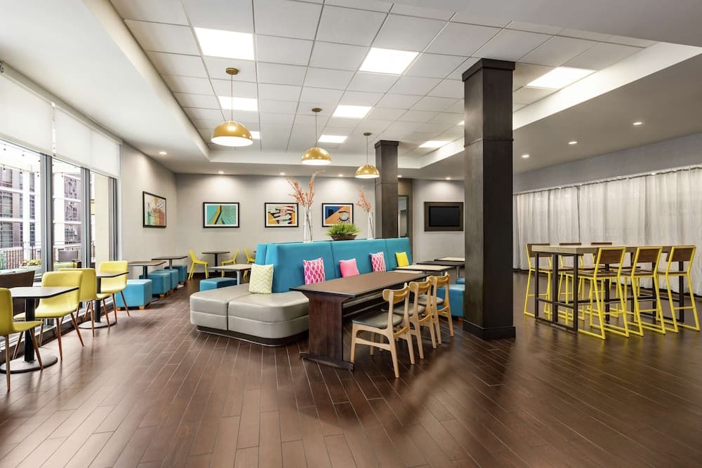Home2 Suites by Hilton NY Long Island City/Manhattan View