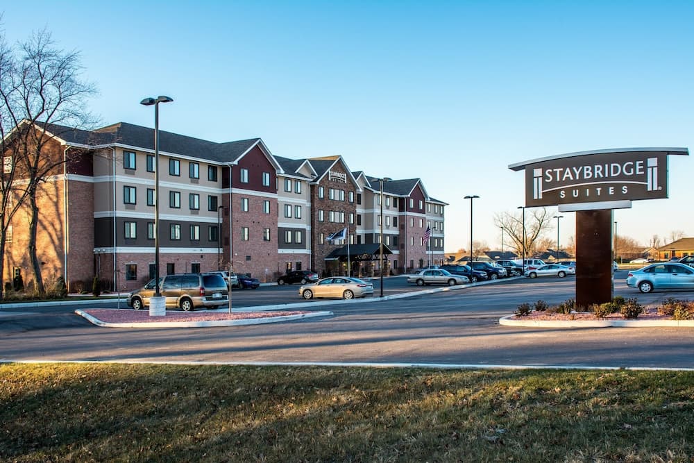 Staybridge Suites Schererville by IHG