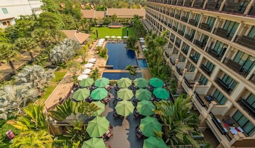 Angkor Miracle Reflection Club