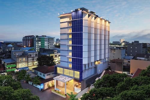 Aston Inn Pantai Losari Makassar