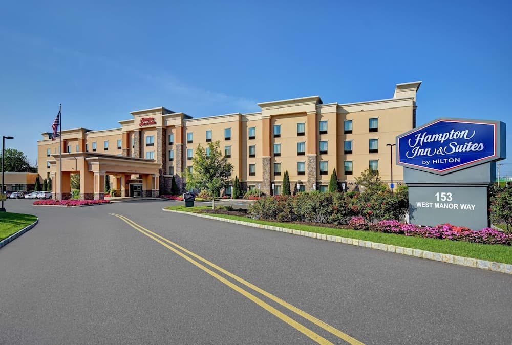 Hampton Inn & Suites Robbinsville