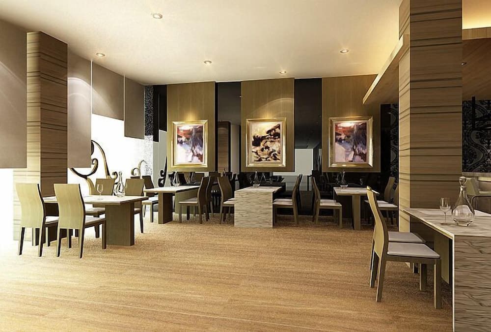 Hotel Grand Imawan