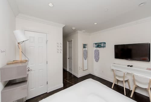 East Village Hotel