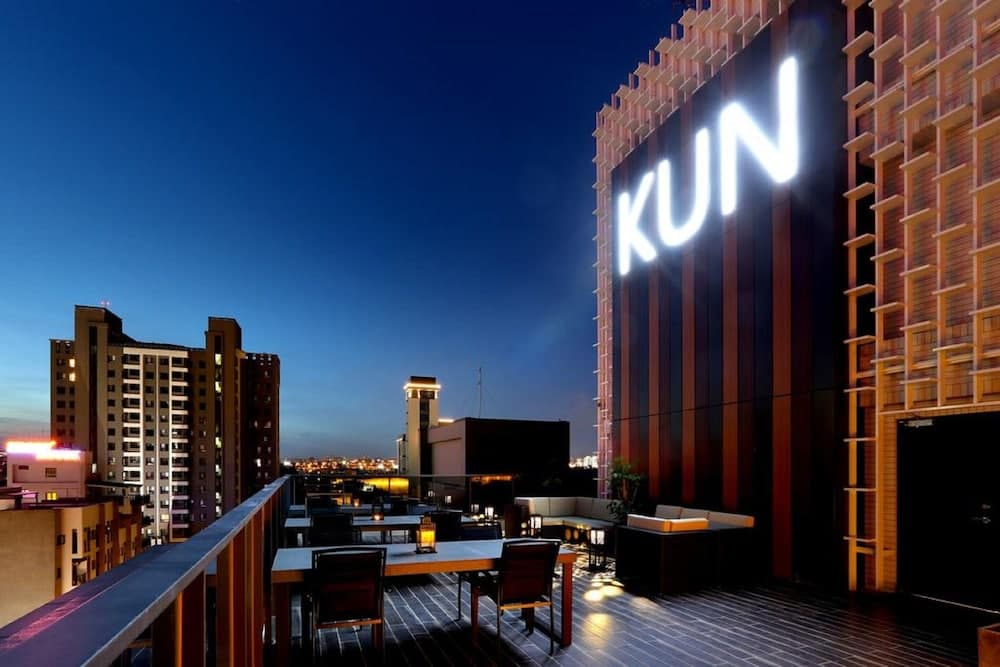KUN Hotel Feng Chai