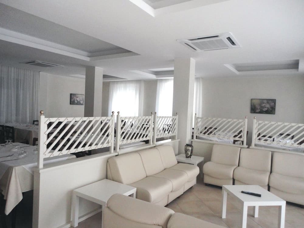 Lobi dinlenme salonu