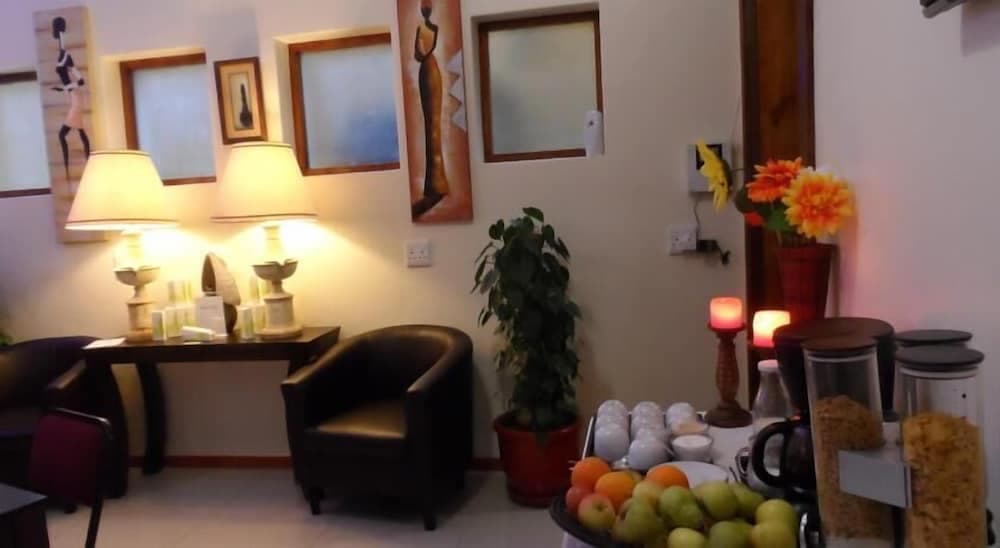 Giriş/çıkış büfesi