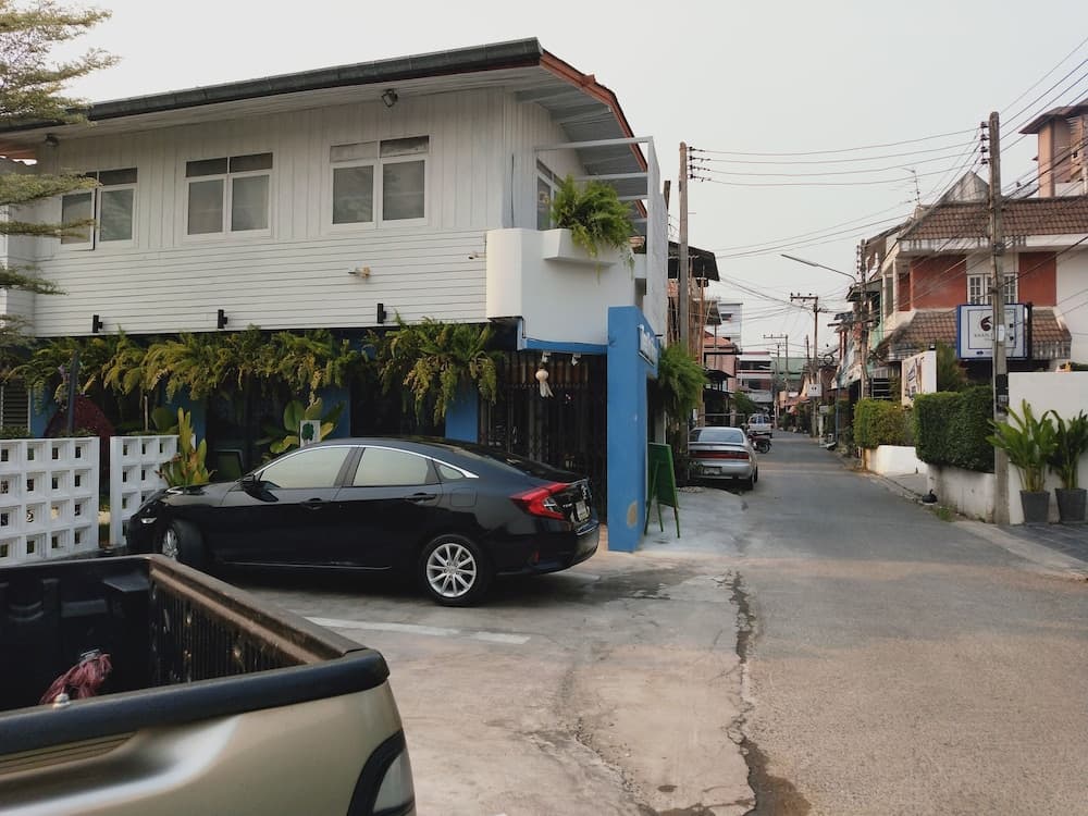 Konaklama yerinin ön cephesi