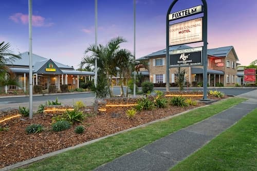 Coopers Colonial Motel