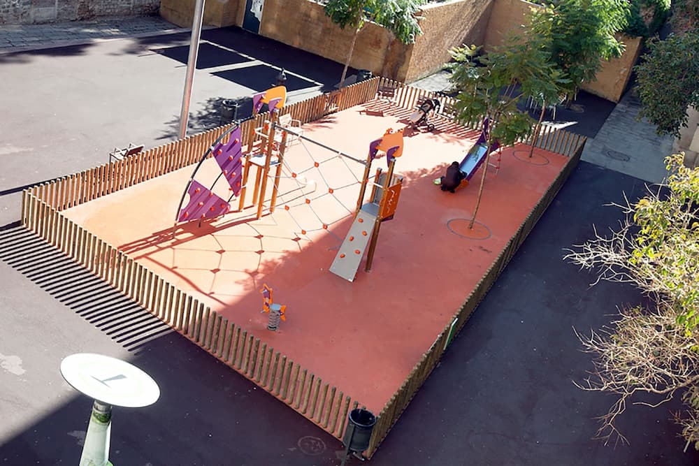 Çocuklar için oyun alanı - dış mekân