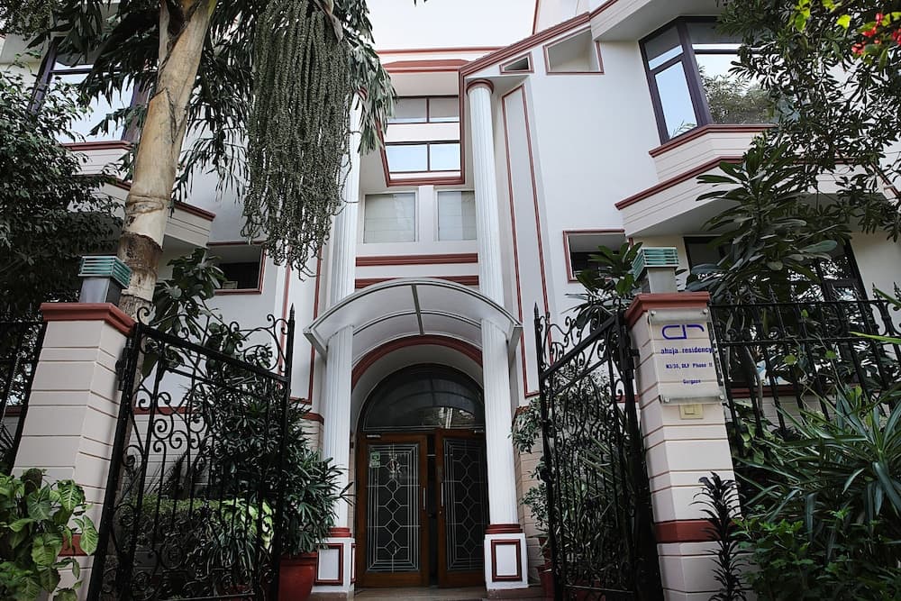 Ahuja Residency, Dlf Phase II