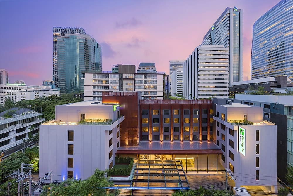 Holiday Inn Express Bangkok Sathorn by IHG