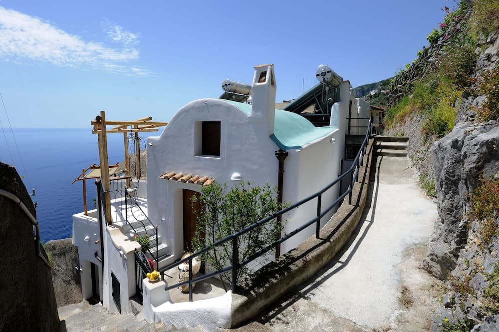 La Casa del Melograno