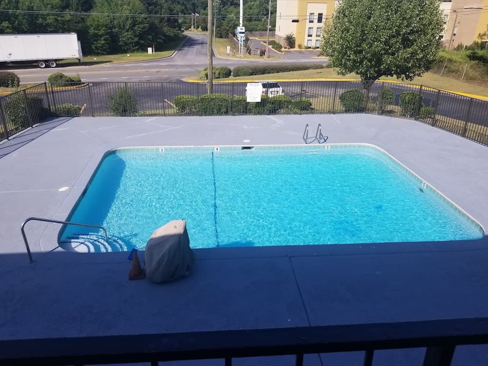 Americas Best Inn Macon