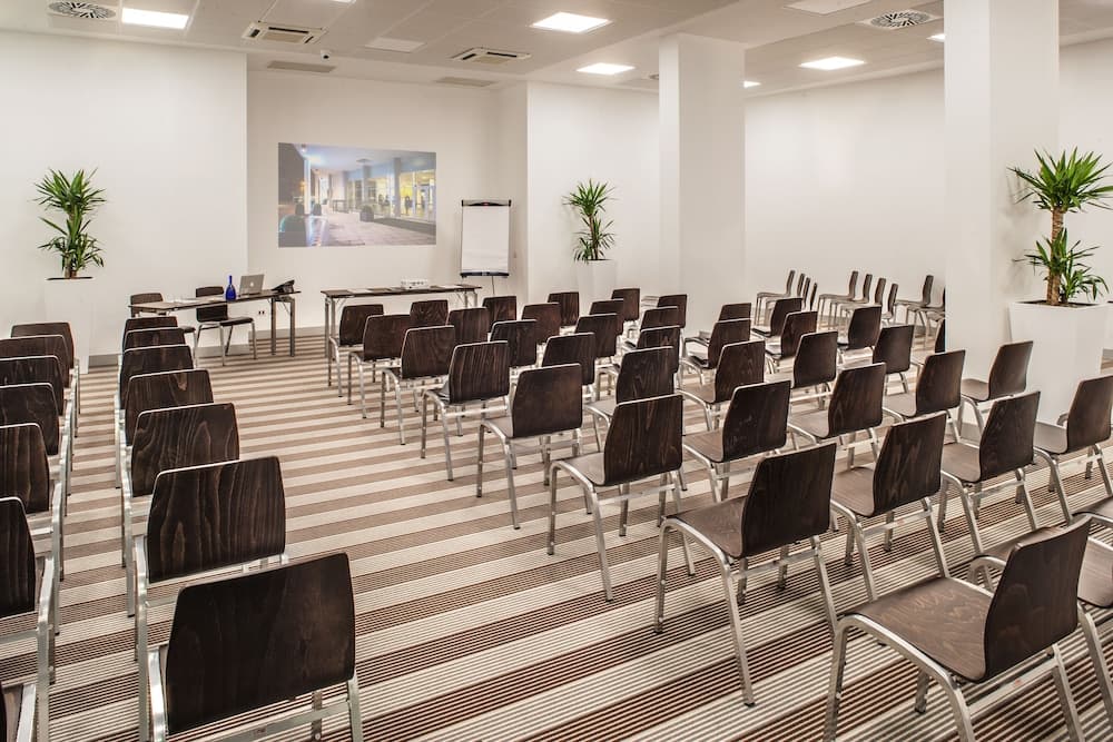 Toplantı salonu/imkânları