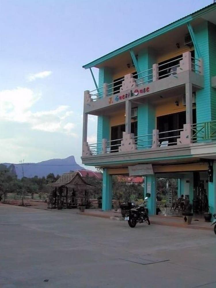 J Guesthouse
