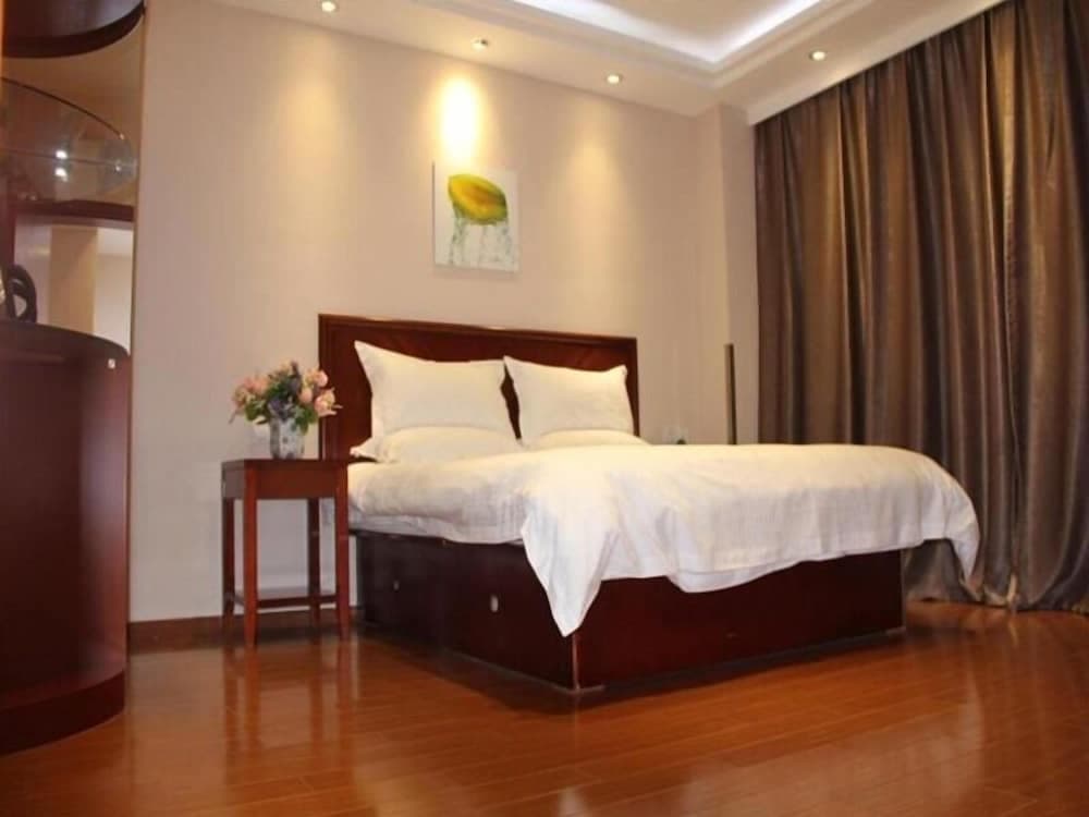 GreenTree Inn Nantong Rugao Port Bus Station Business Hotel