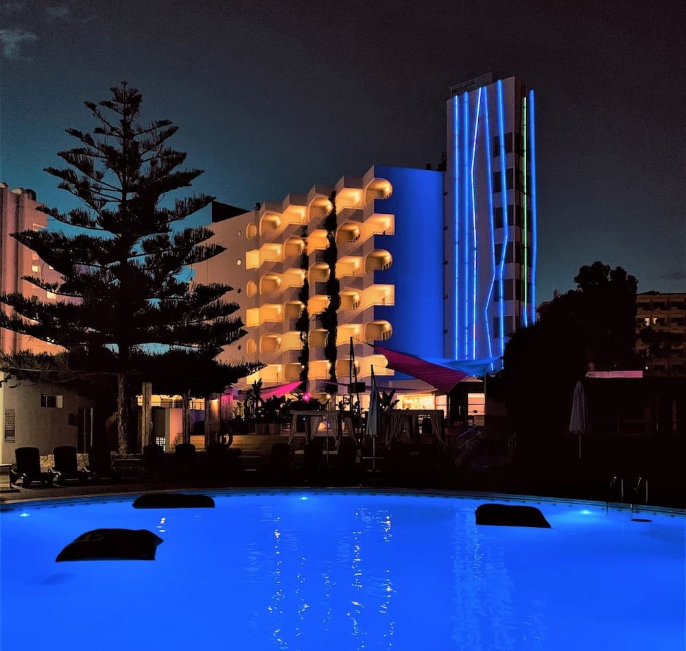 BG Hotel Pamplona