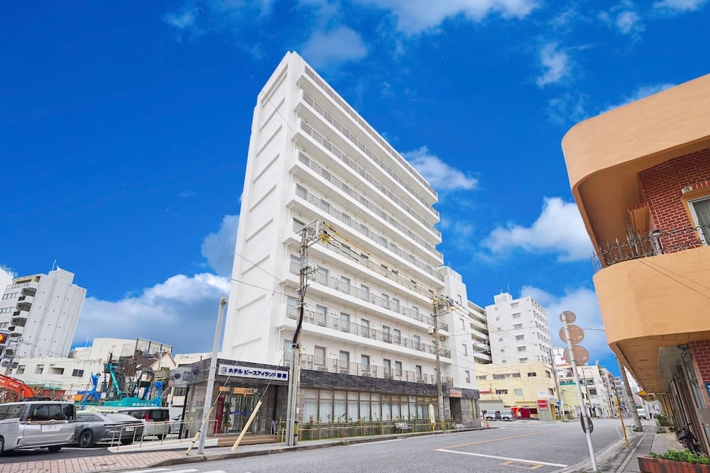 Hotel Peace Island Naha