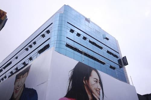 Platinum Hotel