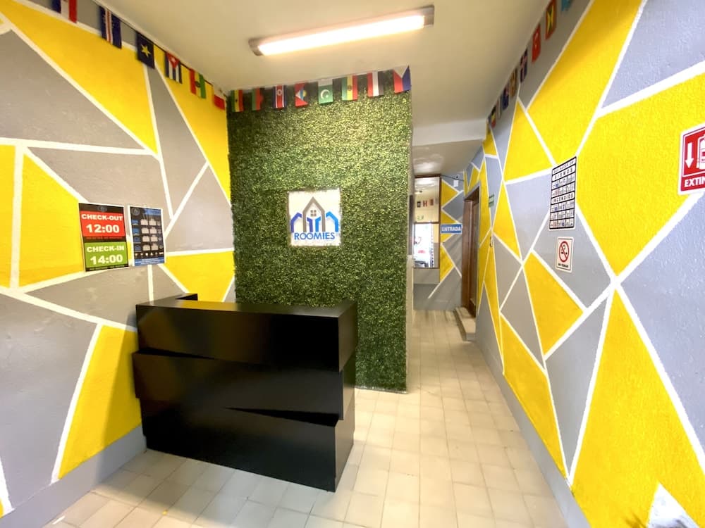 ROOMIES HOSTEL CONDESA