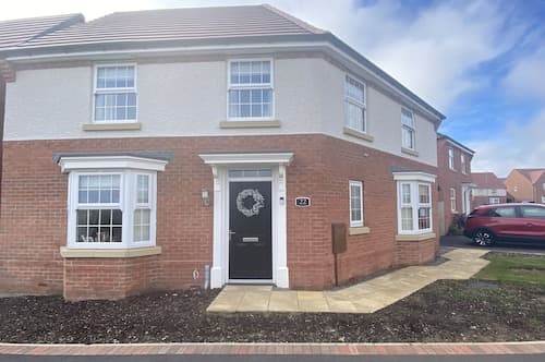 Charming 4-bed House in Grantham