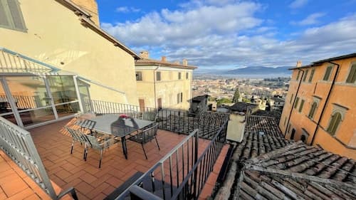 Central Spoleto 6 Guests apt With Terrace
