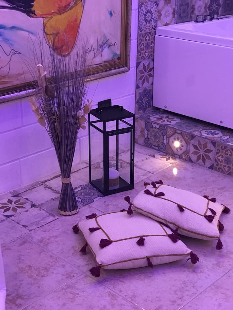Özel spa küveti