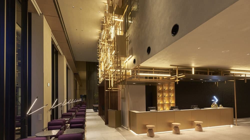 Cross Life Hakata Tenjin