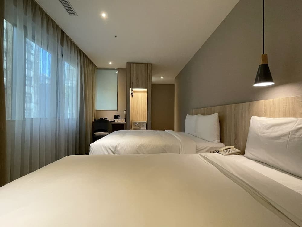 N hotel