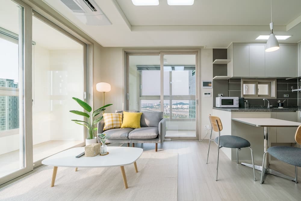 Urbanstay Songdo Moonlight Park