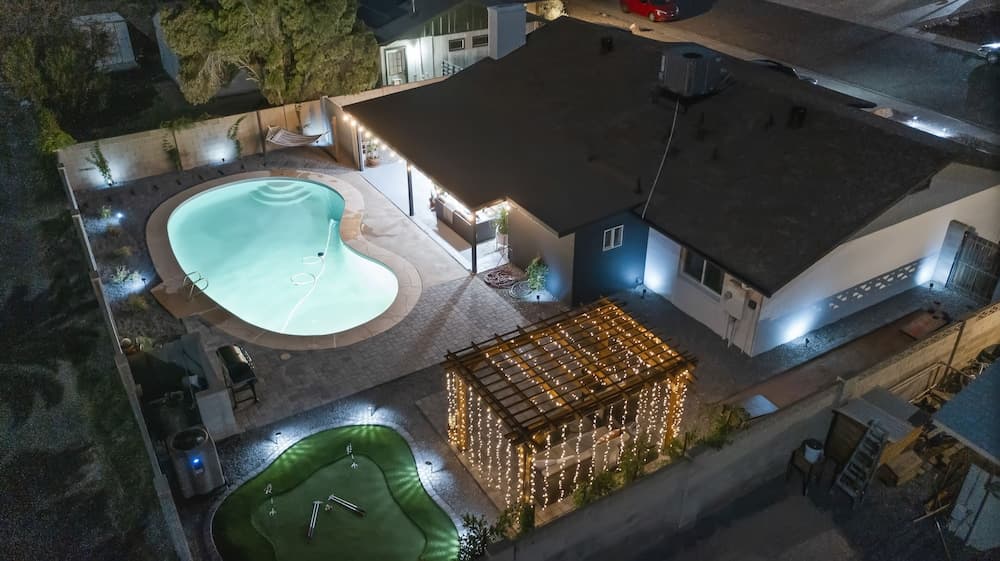 El Descanso in Meyer Park - Heated Pool