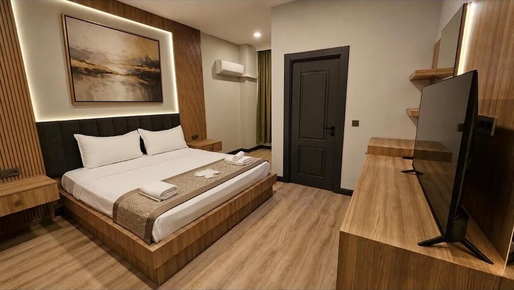 Sever Suites Hotel