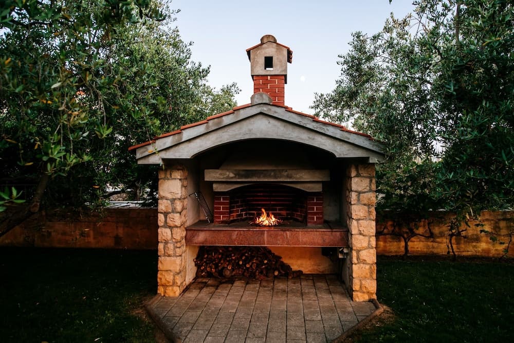 Barbekü/piknik alanı