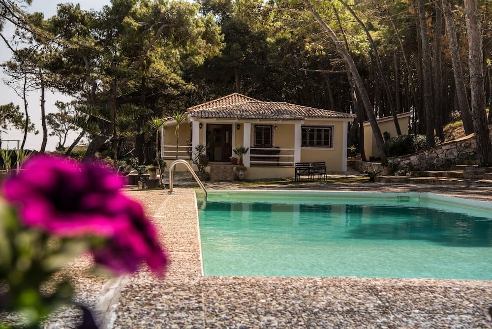 Azzuro Beach House