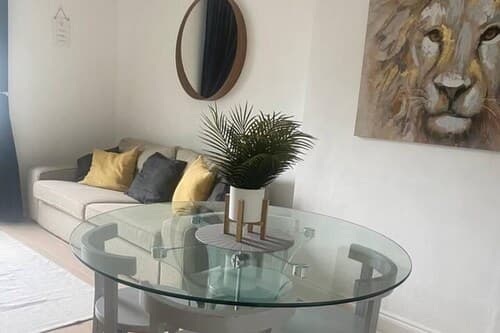 Lovely 1-bed Apartment in London - View of Shard