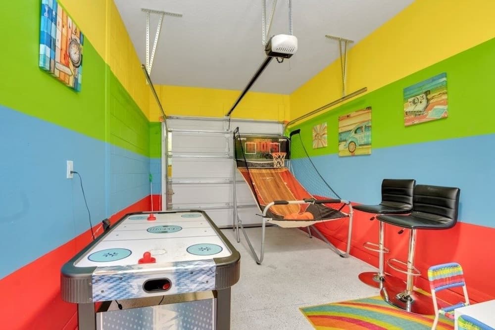 4 Bed Townhome With Private Pool Near Disney! 4 Bedroom Townhouse by Redawning