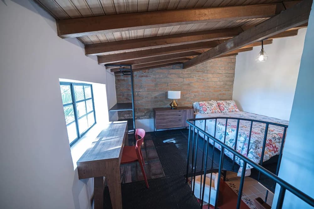 HOLT - Astorga Gardens - The Egyptian