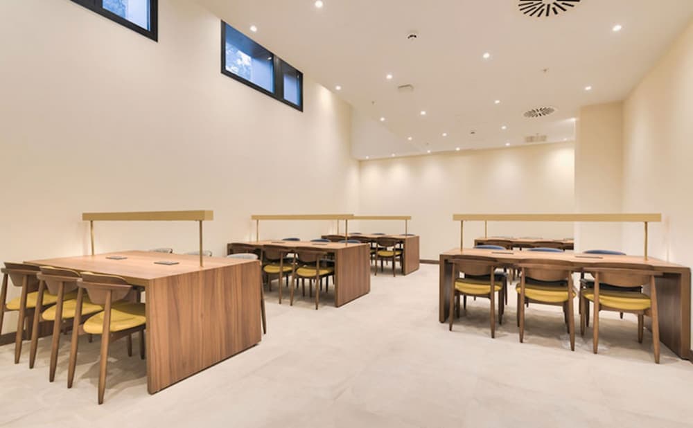 Lobi dinlenme salonu