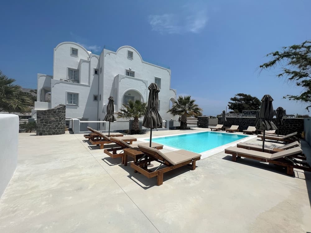 White Lily - Adults Only 16 plus