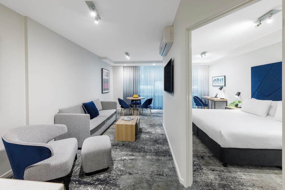 Brady Apartment Hotel Flinders Street